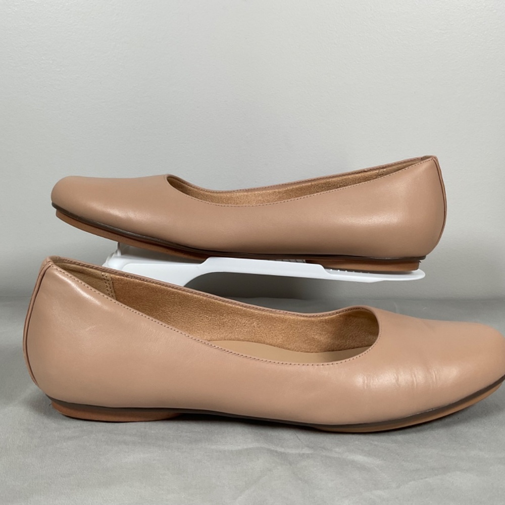 Practically New Naturalizer Flats - image 2